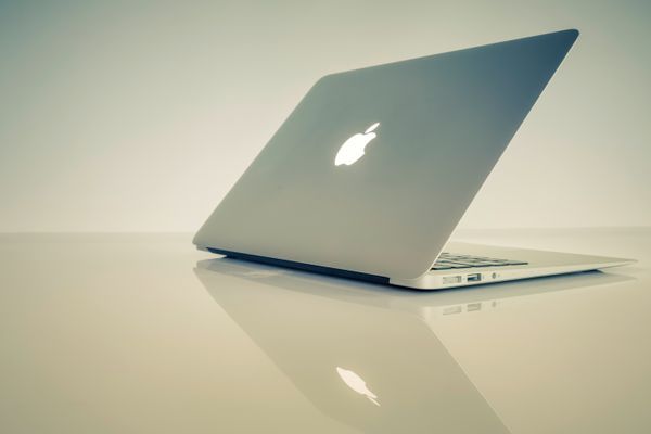 HTML5 Video Tag – Is It Worth Using?
